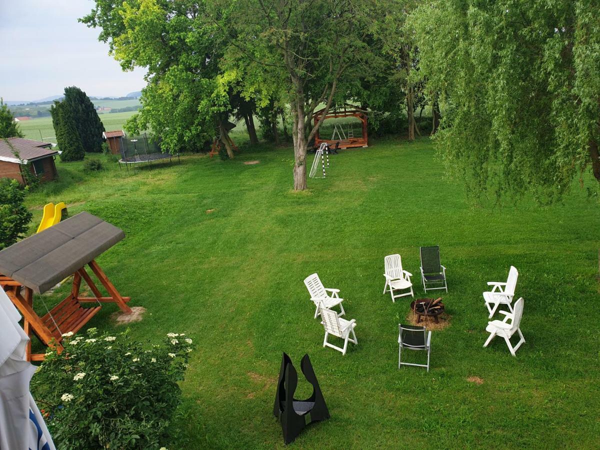 Landhaus Zum Mushof Hotel Wethen Buitenkant foto