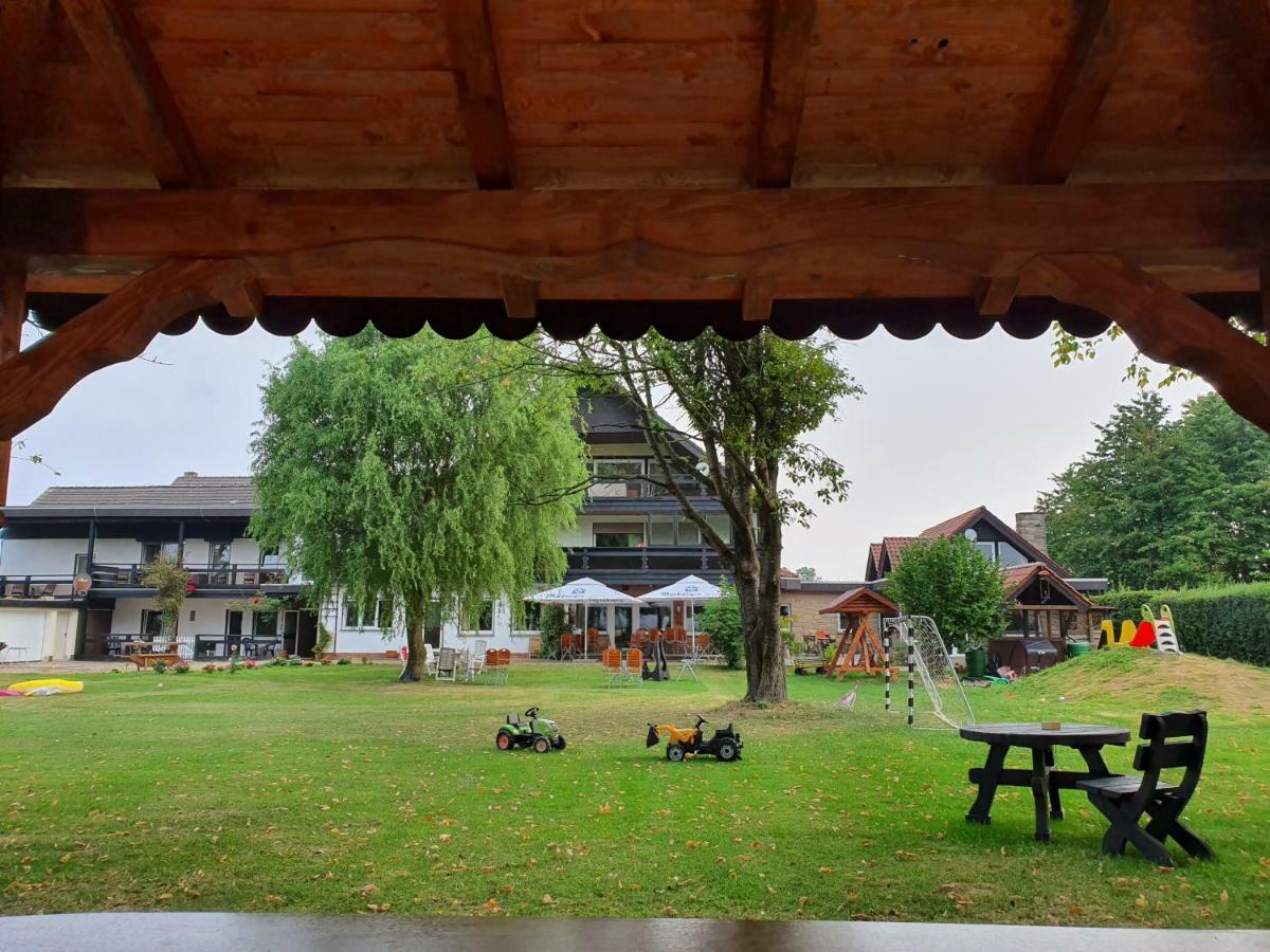 Landhaus Zum Mushof Hotel Wethen Buitenkant foto
